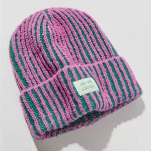 URBAN OUTFITTERS - UO-76 Plaited Knit Beanie (Color: Pink & Teal)